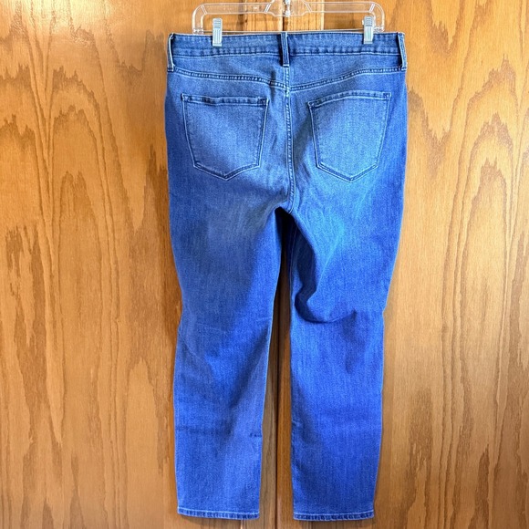 Old Navy Wow Straight High Rise Jeans Size 14 Short Medium Wash Blue Denim - Picture 4 of 7